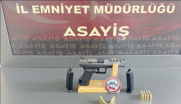 RUHSATSIZ S�LAH OPERASYONU: 3 K��� TUTUKLANDI