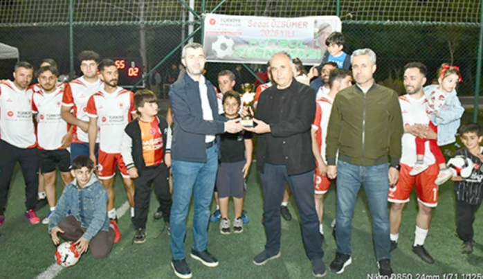 SEDAT �ZS�MER FUTBOL TURNUVASI'NDA �AMP�YON OLDU