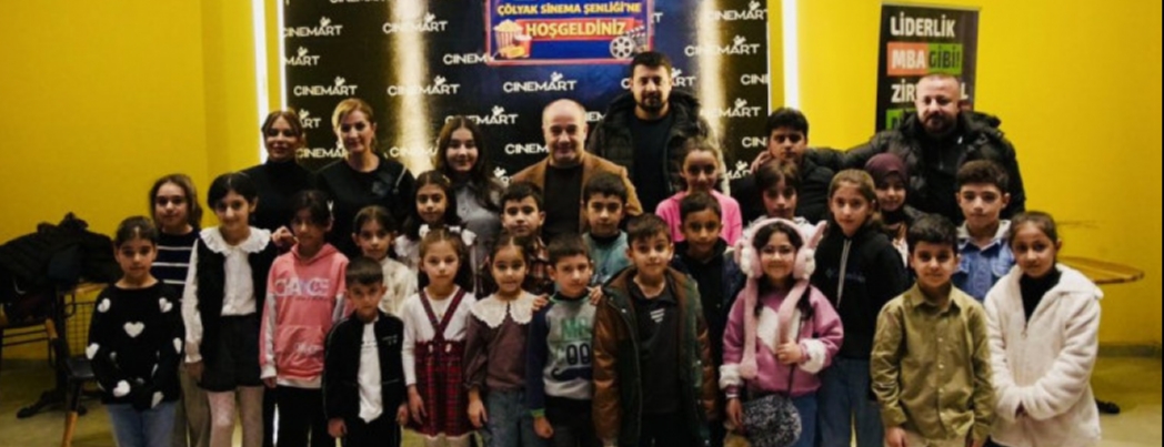 Belediyeden ��lyak hastas� �ocuklara �zel sinema etkinli�i