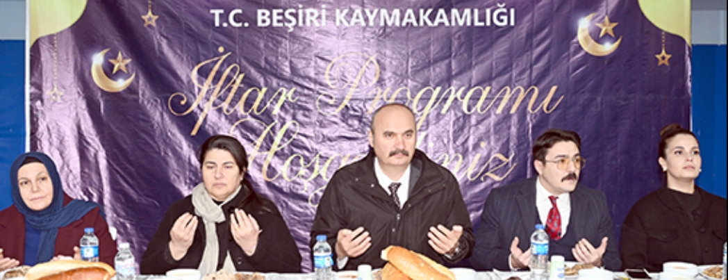 VALİ CANALP, BEŞİRİ’DE VATANDAŞLARLA İFTARDA BİR ARAYA GELDİ