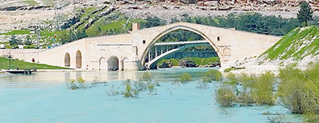 MALABADİ KÖPRÜSÜ’NDE YAZ ŞENLİĞİ